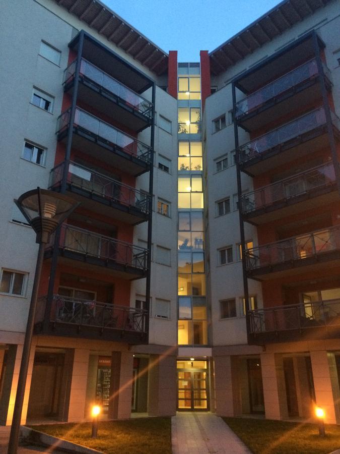 Ruud Vox Apartman Temesvár Kültér fotó